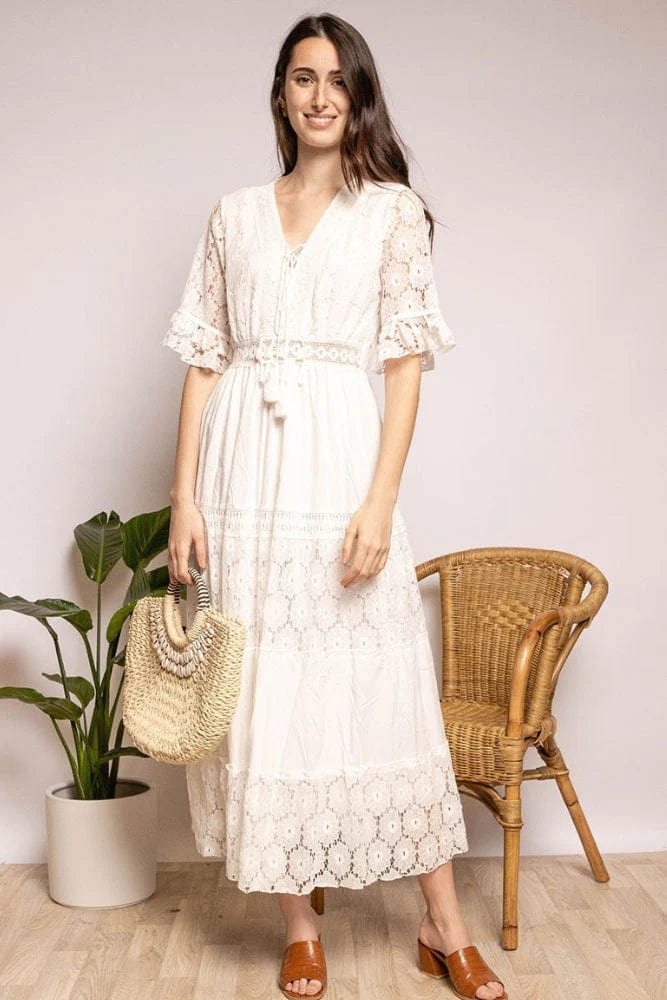Robe blanche rustique bohème Ibiza Vibe