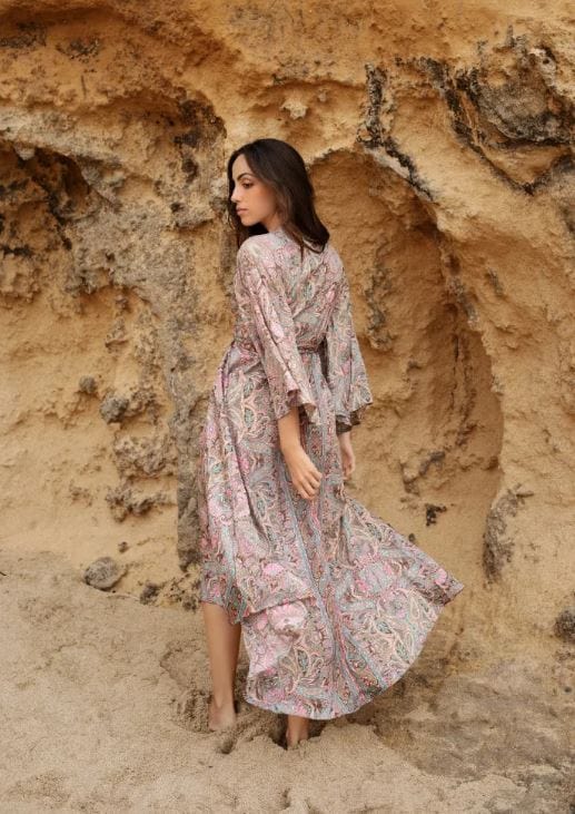 Robe bohème bohème colorée d'été à manches aérées Ibiza Vibe
