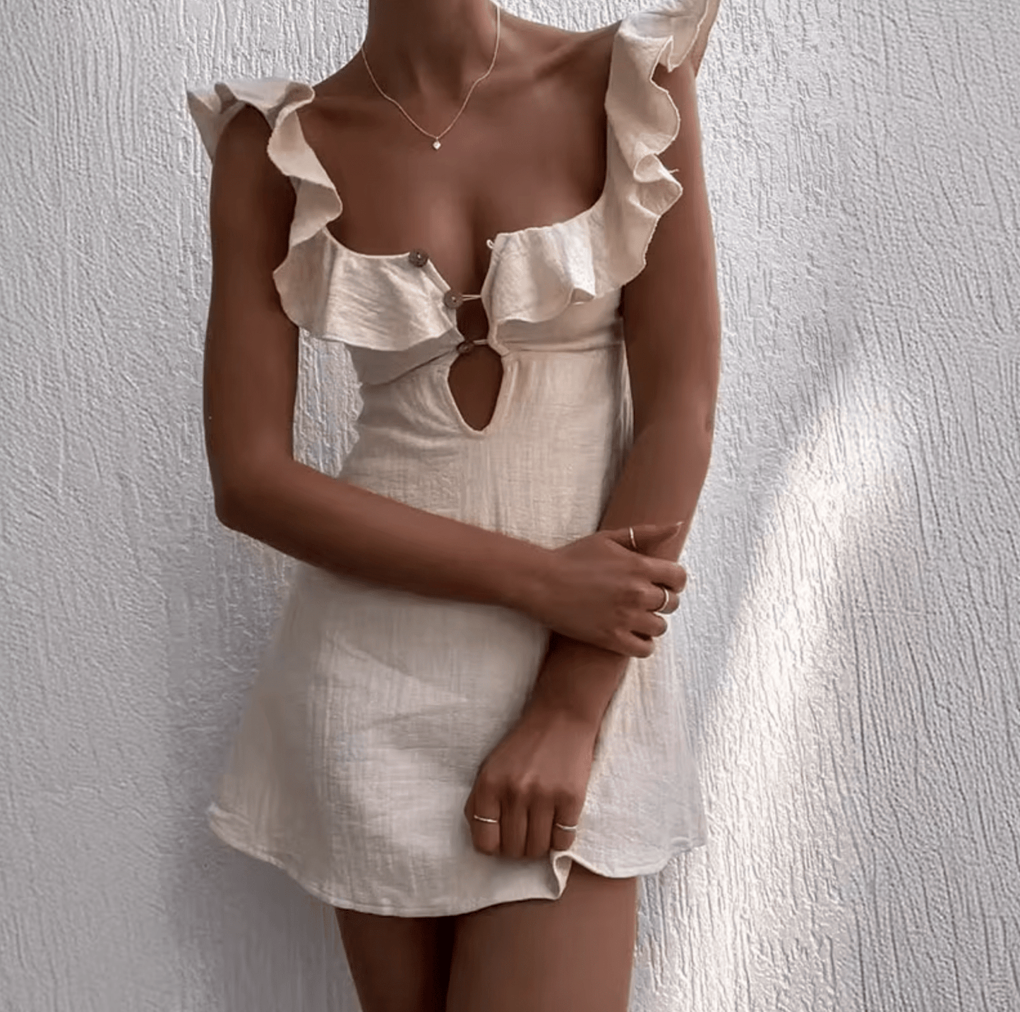Robe courte blanche bohème chic Ibiza Vibe