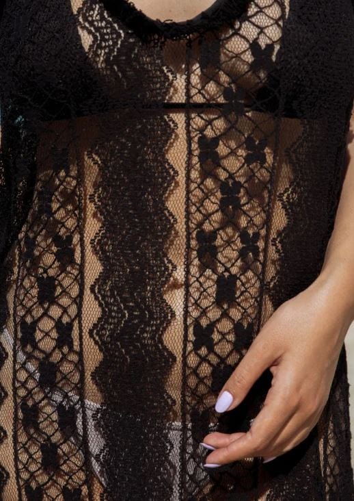 Robe de plage longue transparente noire aérée dos ouvert Ibiza Vibe
