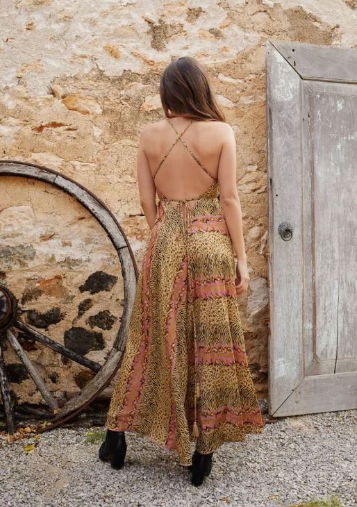 Robe longue bohème à imprimé léopard et nuances roses Ibiza Vibe