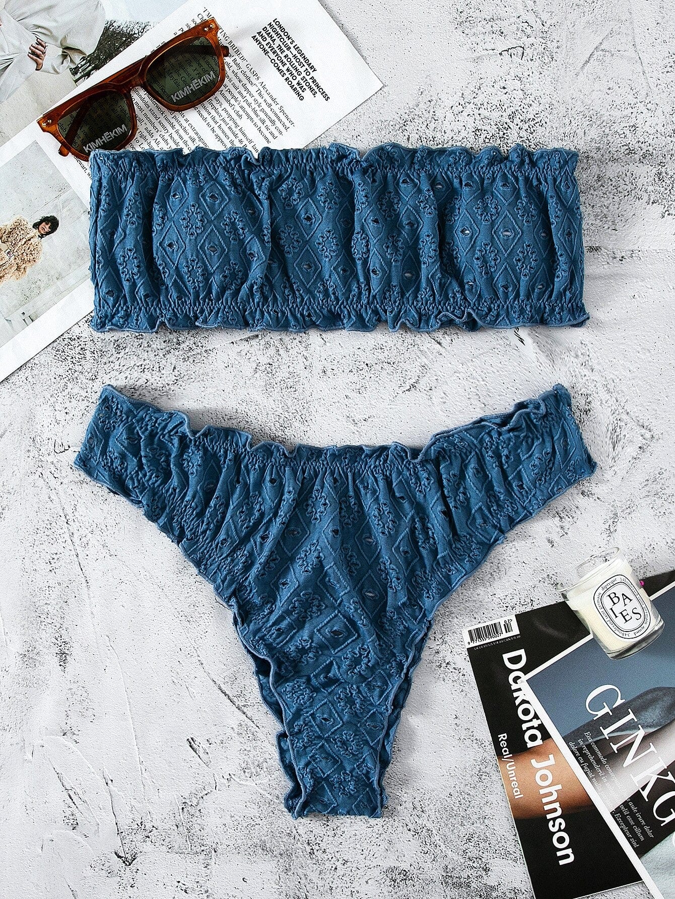Bikini bandeau bleu foncé style bohème Ibiza Vibe