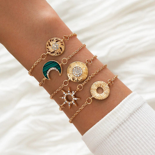 Bracelets en or sertis de diamants et d'une breloque verte Ibiza Vibe