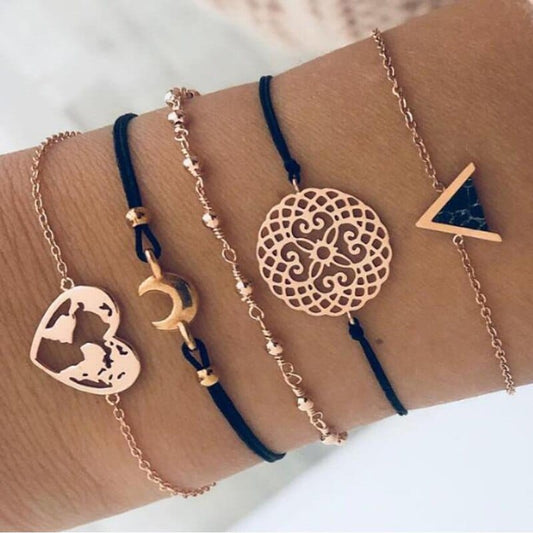 Ensemble de bracelets noirs avec breloque globe en forme de cœur Ibiza Vibe