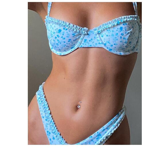 Joli bikini bohème bleu clair à volants Ibiza Vibe