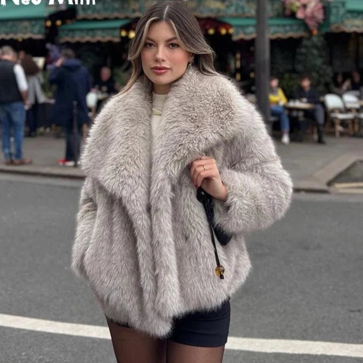 Manteau en fausse fourrure beige duveteux Ibiza Vibe