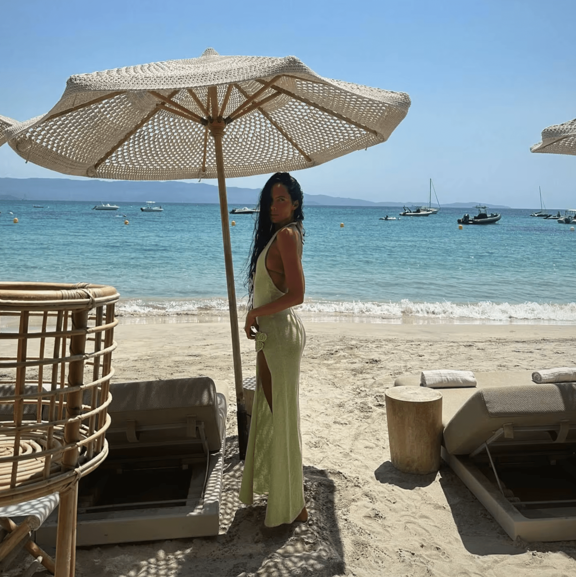 Robe bohème à fleurs vertes Ibiza Vibe