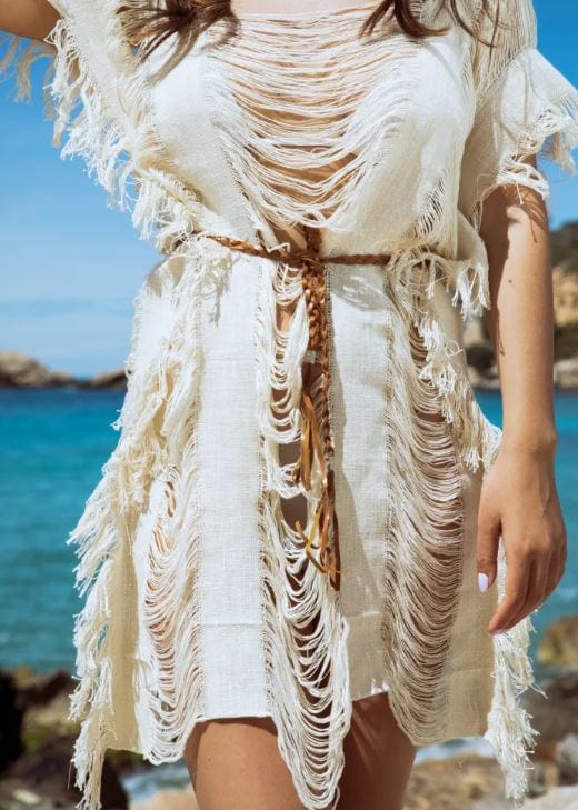 Robe courte blanche aérée style bohème Ibiza Vibe