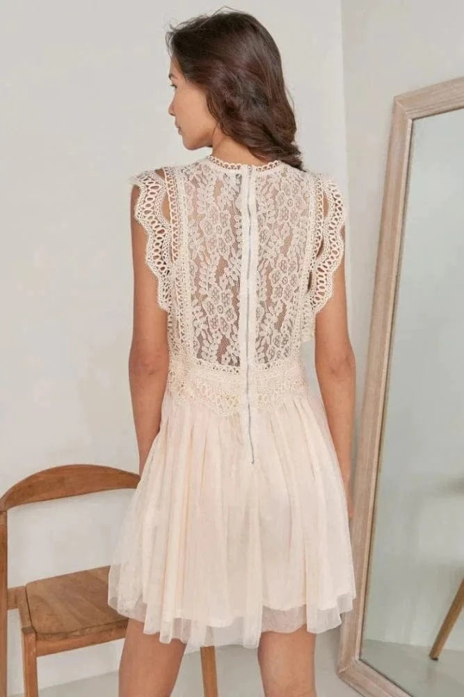 Robe courte en dentelle bohème Ibiza Vibe