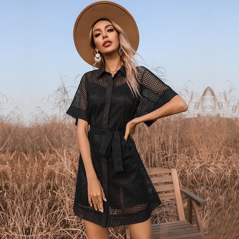 Robe courte noire en dentelle bohème Ibiza Vibe