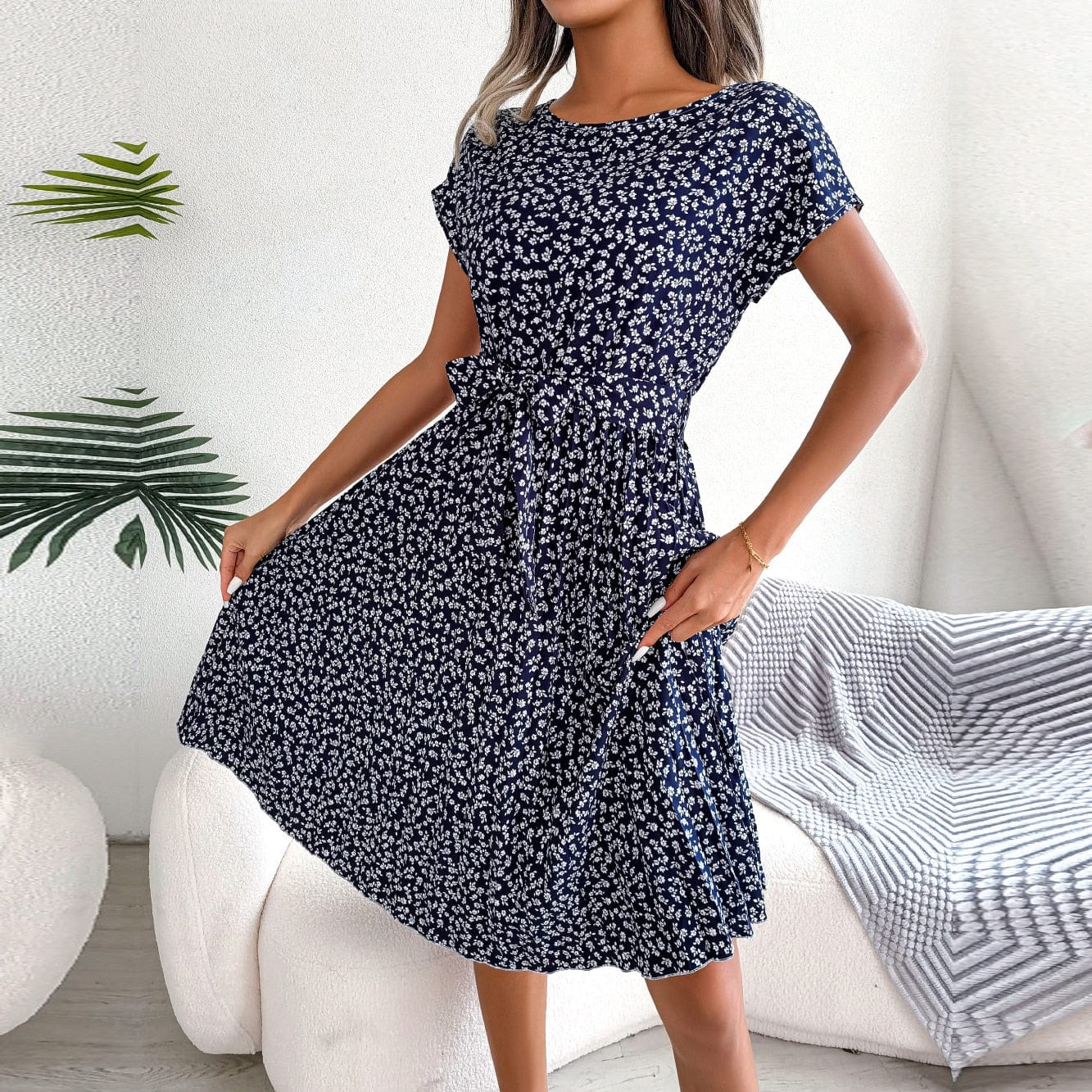 Robe d'été bohème bleu foncé à fleurs Ibiza Vibe