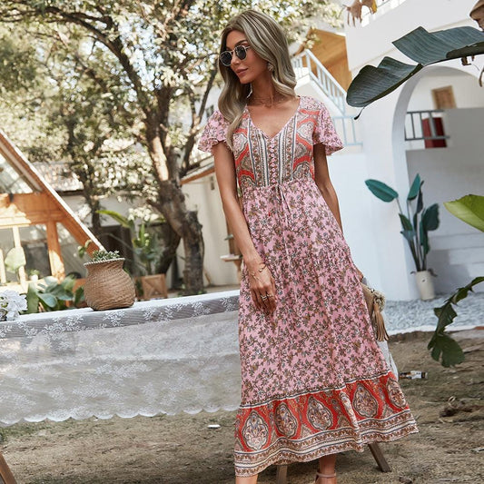 Robe fleurie rose bohème à manches courtes Ibiza Vibe