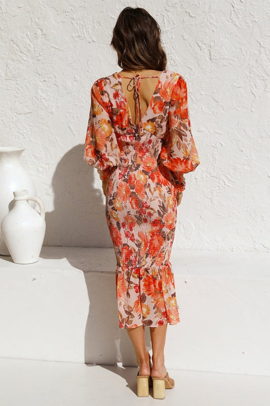 Robe marron à manches longues avec imprimé élégant et dos ouvert Ibiza Vibe