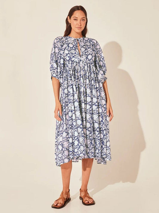 Robe mi-longue bleu foncé à fleurs bohème à manches mi-longues Ibiza Vibe