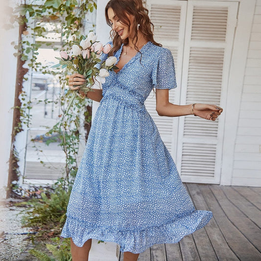 Robe midi bleu clair style bohème avec col en V et imprimé Ibiza Vibe